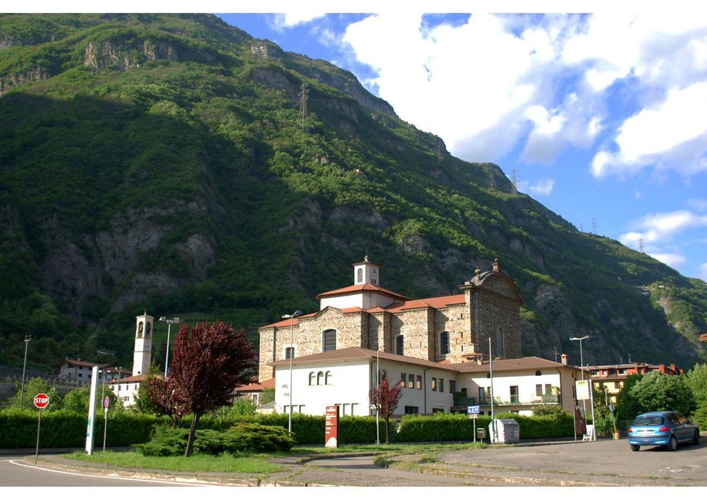 B&B I Viandanti Piancogno Exterior photo